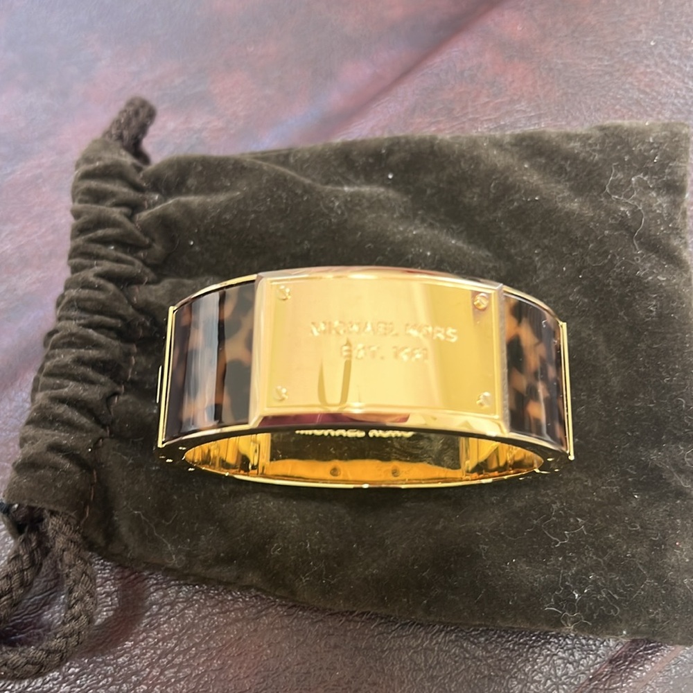 Michael Kors Gold Tortoise Shell Statement Bracel… - image 3
